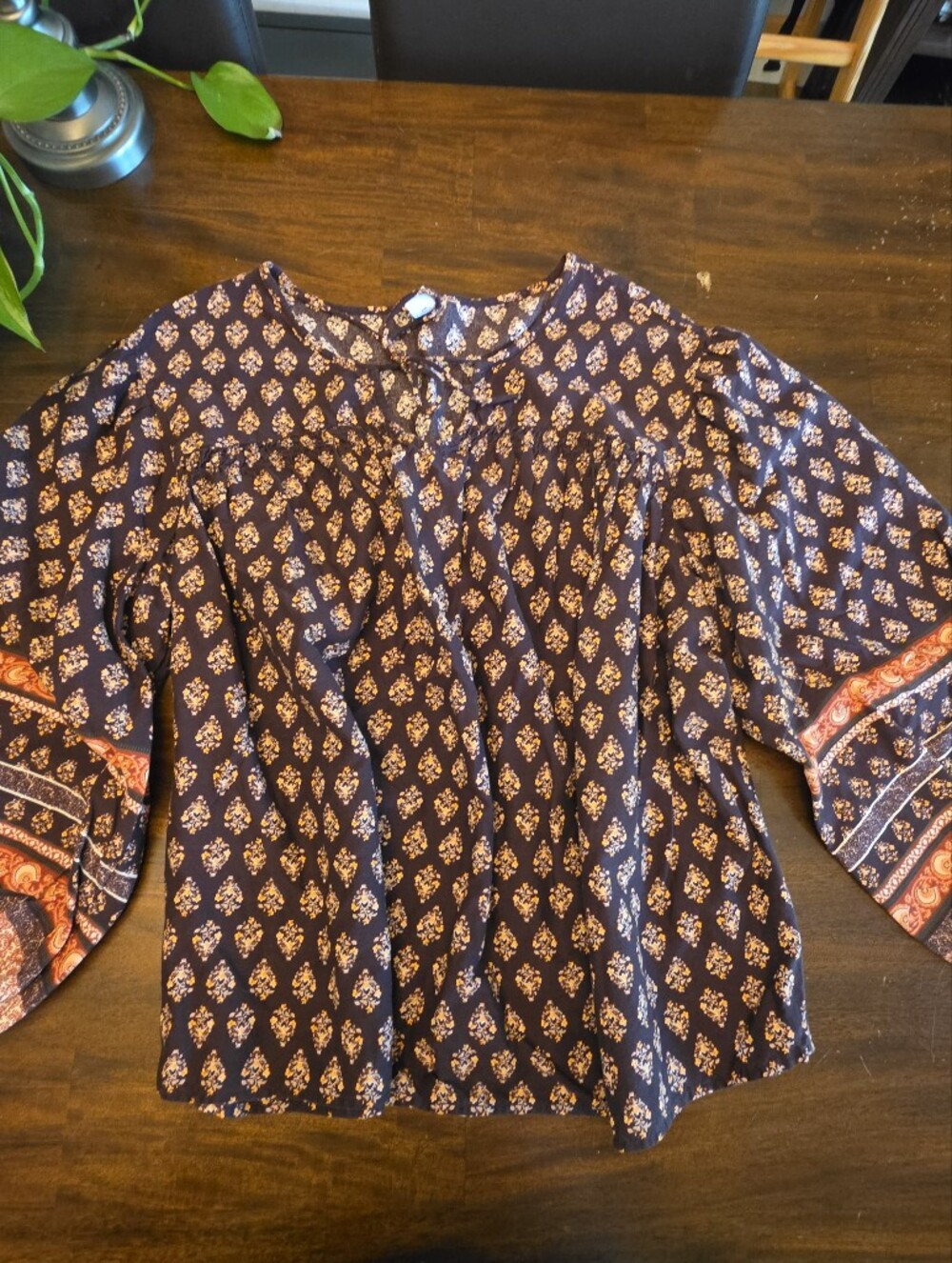 Old Navy Brown Boho Floral Long-Sleeve Smocked Poet Blouse - Size Medium